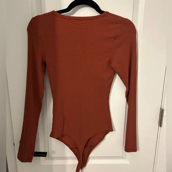 A&F Henley 1. - Picture 3 of 3